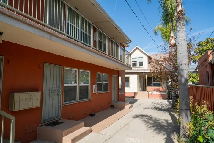 1631 E 4th Street, Long Beach, California 90802