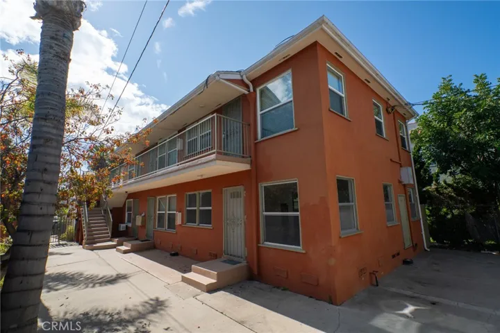 1631 E 4th Street, Long Beach, California 90802