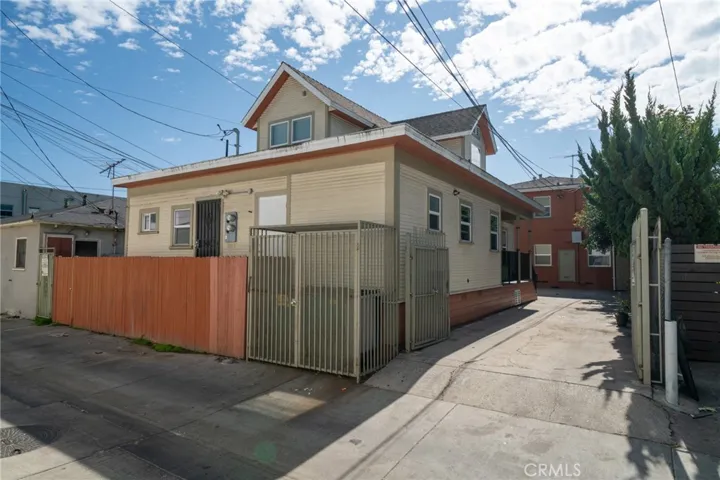 1631 E 4th Street, Long Beach, California 90802