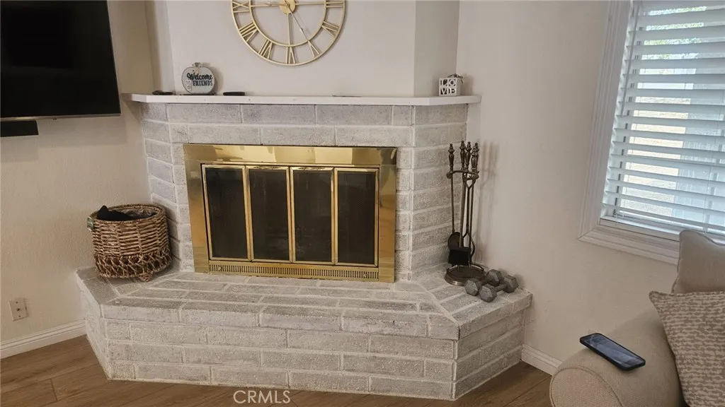 10671 Pinon, Hesperia, California 92345 home-pic-8