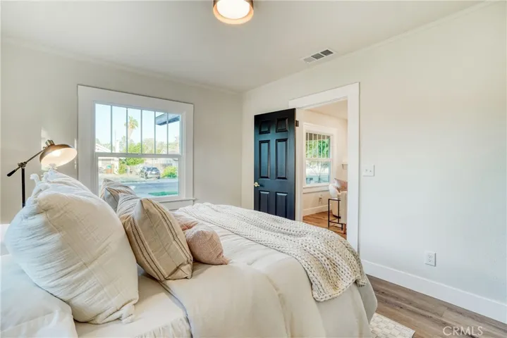1819 N Vagedes Avenue, Fresno, California 93705