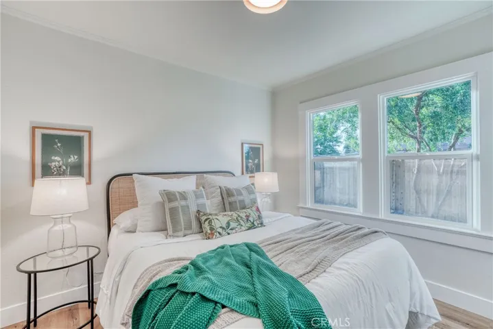 1819 N Vagedes Avenue, Fresno, California 93705