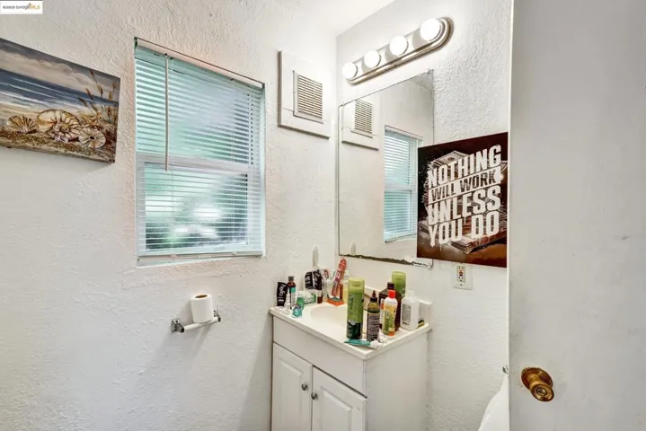 41 Solano Ave, Bay Point, California 94565