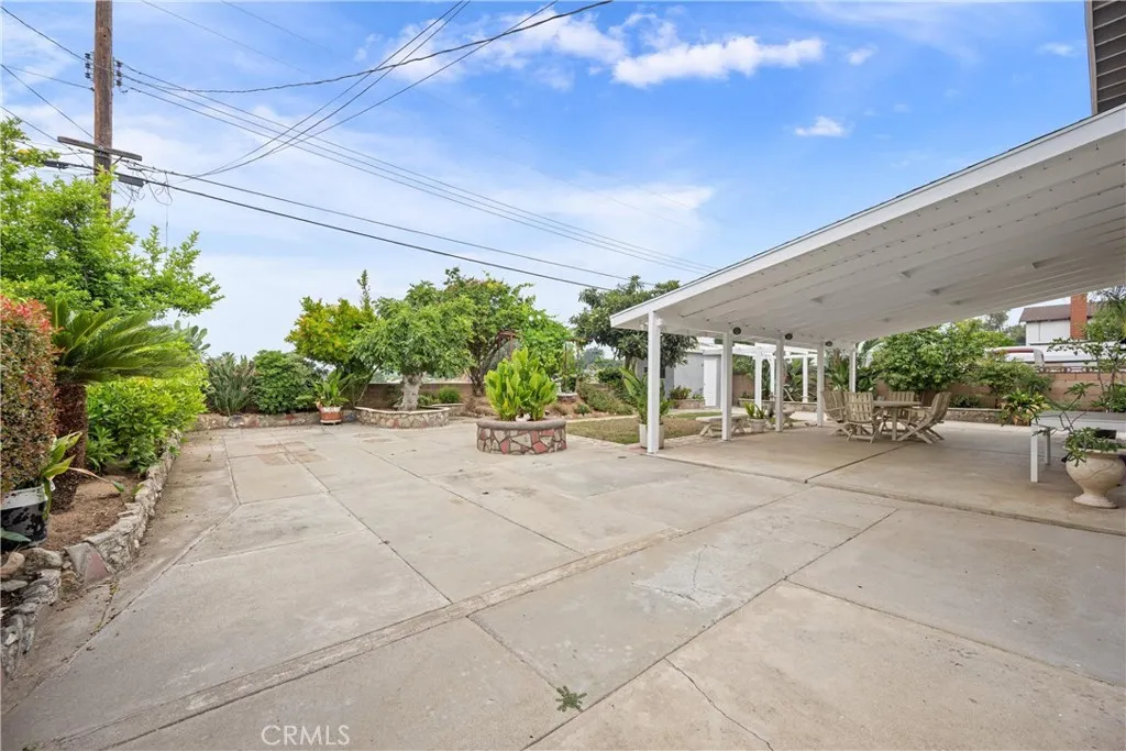 239 N Basilio Avenue, San Dimas, California 91773 home-pic-31