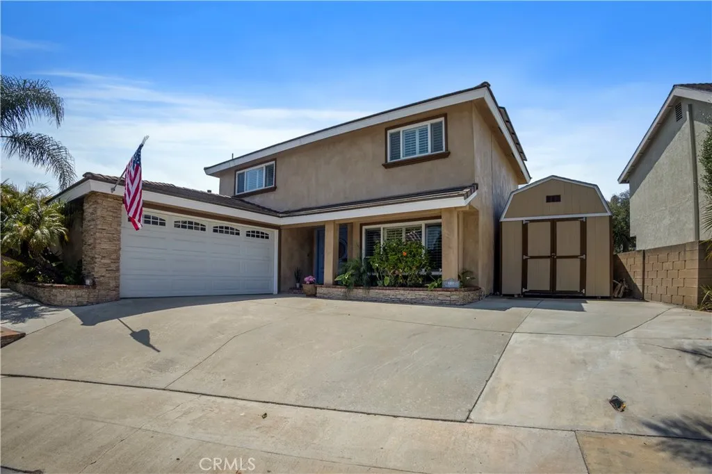 8492 Spring Circle, Huntington Beach, California 92646 home-pic-2
