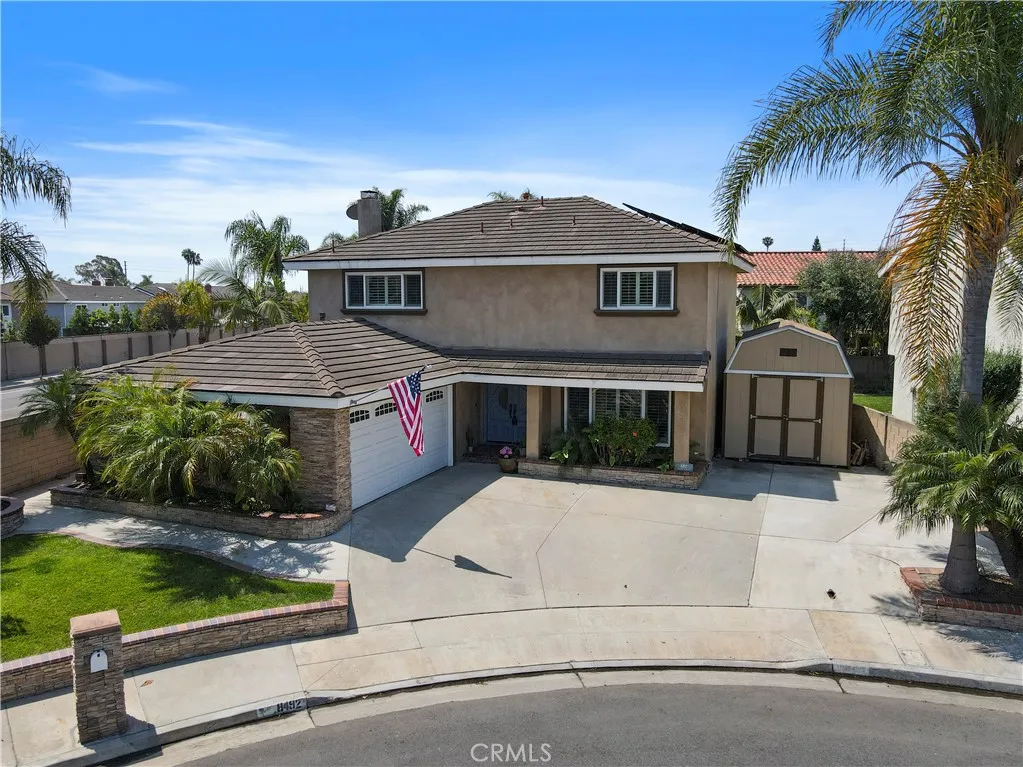 8492 Spring Circle, Huntington Beach, California 92646 home-pic-1