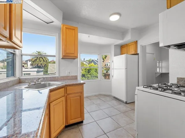 2637 Inyo Ave, Oakland, California 94601