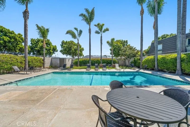 1622 Iowa Street D, Costa Mesa, California 92626