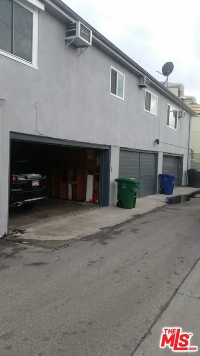 827 Bay Street 2, Santa Monica, California 90405 home-pic-21