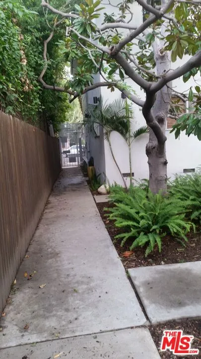 827 Bay Street 2, Santa Monica, California 90405 home-pic-23