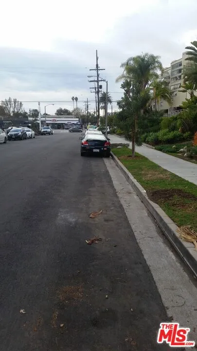 827 Bay Street 2, Santa Monica, California 90405 home-pic-17