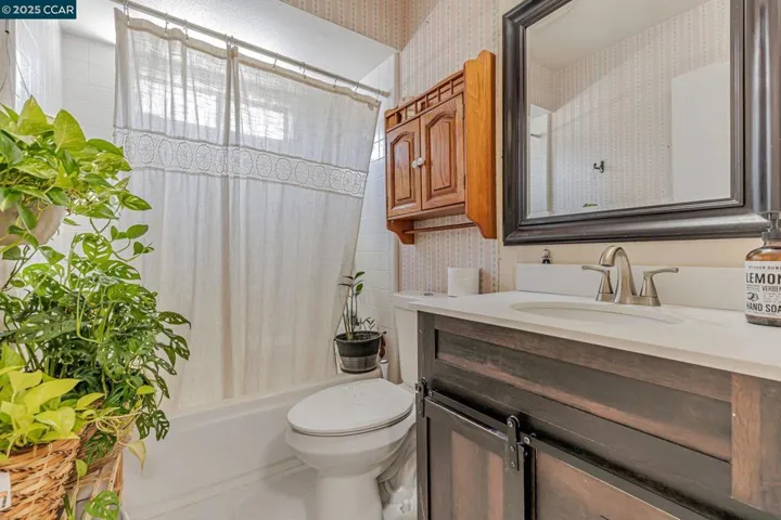 4564 Winding River Cir, Stockton, California 95219