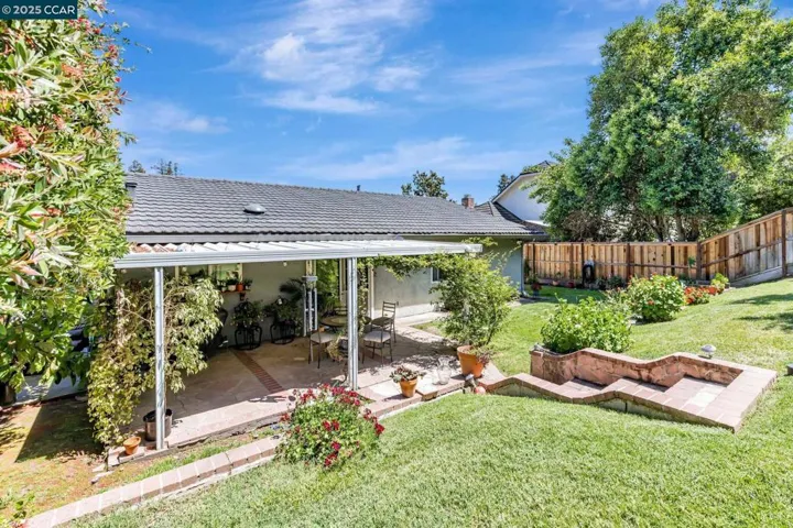 4564 Winding River Cir, Stockton, California 95219