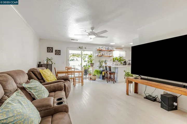 4564 Winding River Cir, Stockton, California 95219