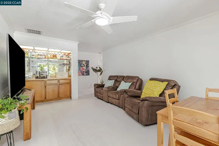 4564 Winding River Cir, Stockton, California 95219