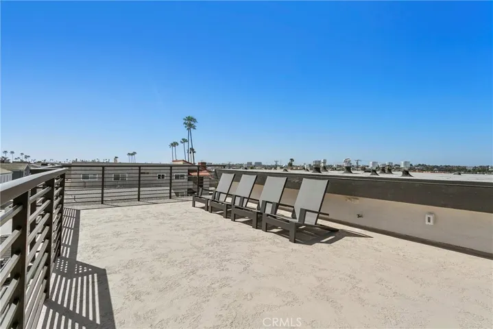 913 E Balboa Blvd, Newport Beach, California 92661
