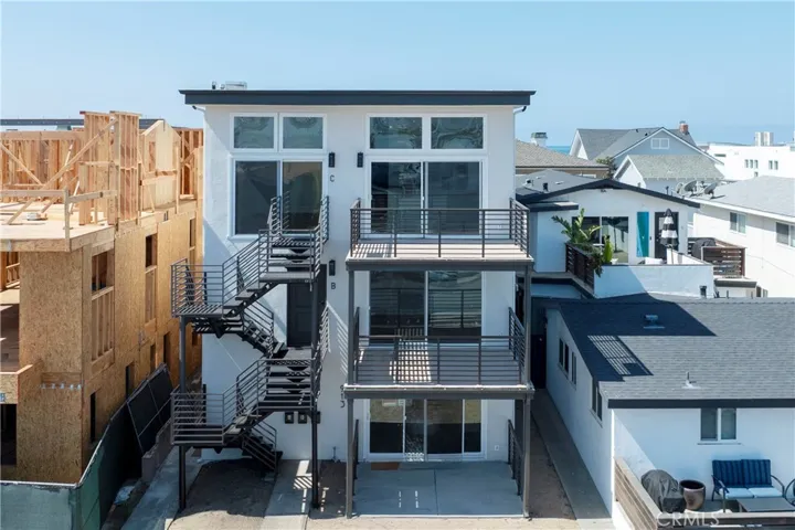 913 E Balboa Blvd, Newport Beach, California 92661