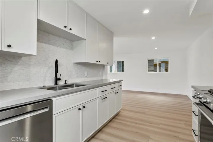913 E Balboa Blvd, Newport Beach, California 92661