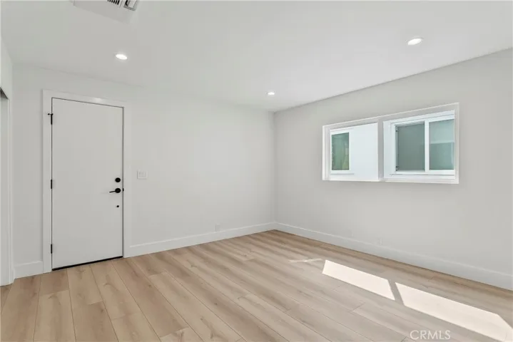 913 E Balboa Blvd, Newport Beach, California 92661