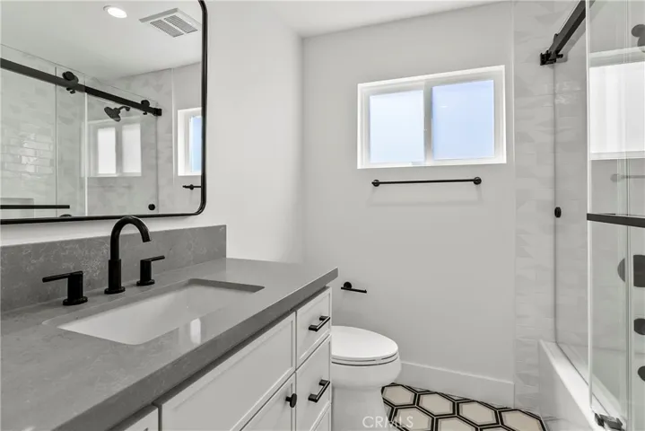 913 E Balboa Blvd, Newport Beach, California 92661