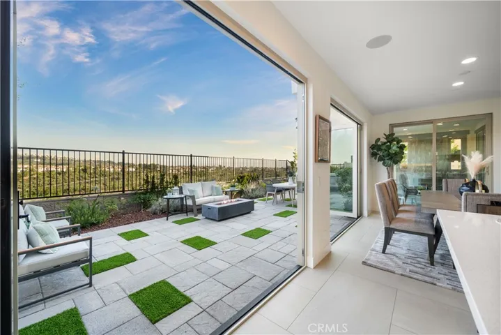 1844 Aliso Canyon Drive, Lake Forest, California 92610