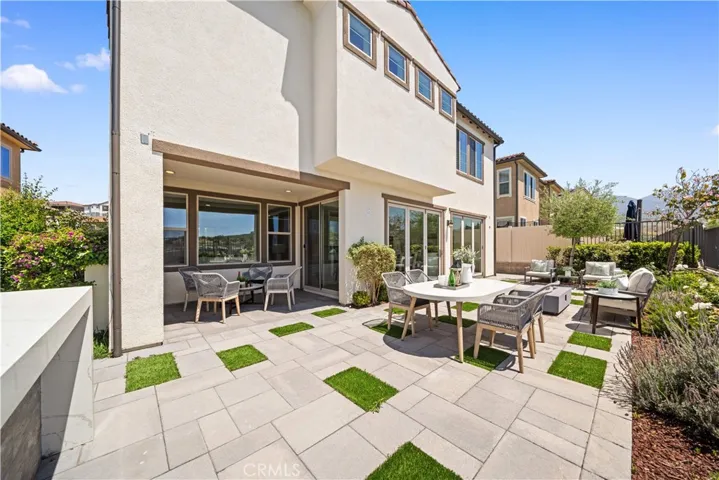 1844 Aliso Canyon Drive, Lake Forest, California 92610