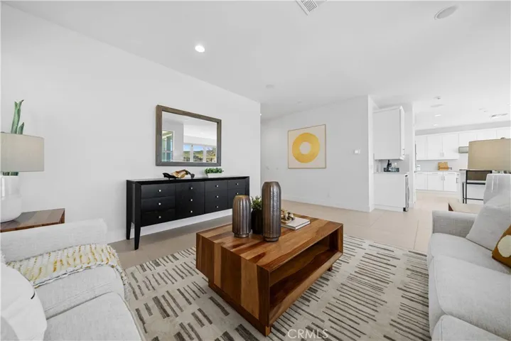 1844 Aliso Canyon Drive, Lake Forest, California 92610