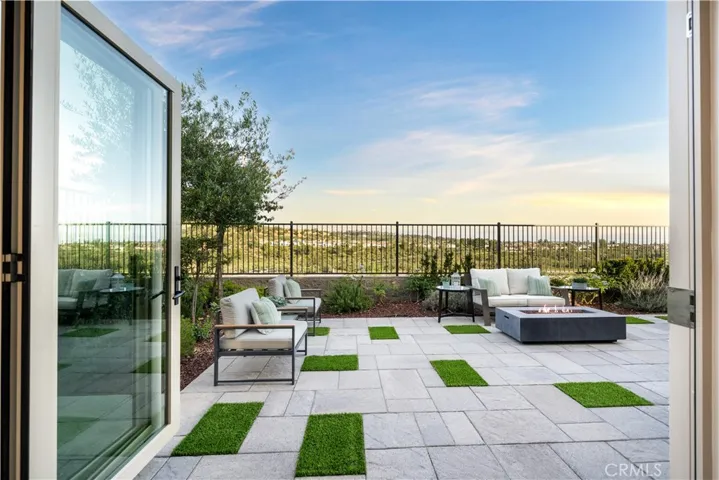 1844 Aliso Canyon Drive, Lake Forest, California 92610