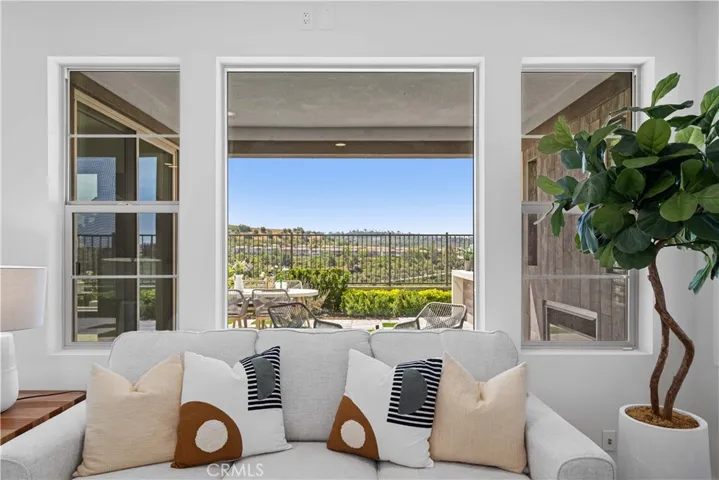 1844 Aliso Canyon Drive, Lake Forest, California 92610