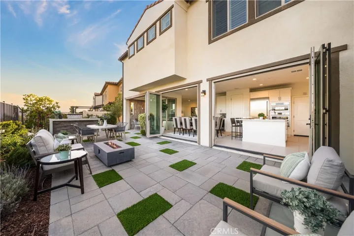 1844 Aliso Canyon Drive, Lake Forest, California 92610