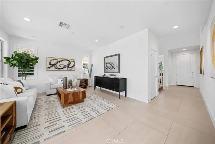 1844 Aliso Canyon Drive, Lake Forest, California 92610