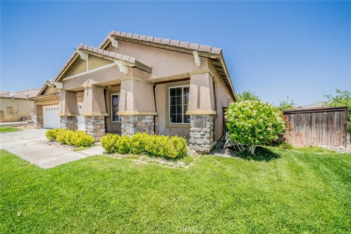13932 Pinellia Street, Hesperia, California 92344