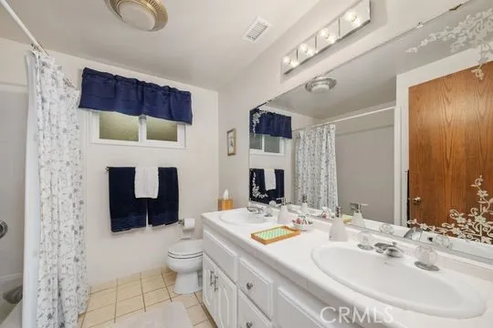 Bathroom #2