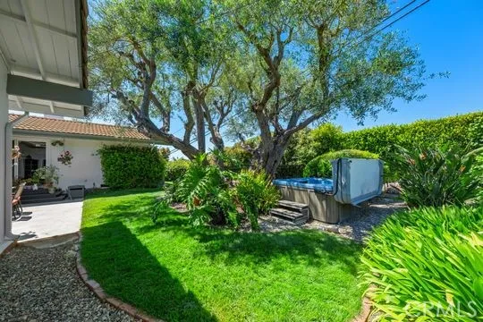6741 Monero Drive, Rancho Palos Verdes, California 90275