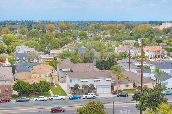 4426 N Lakewood Boulevard, Long Beach, California 90808