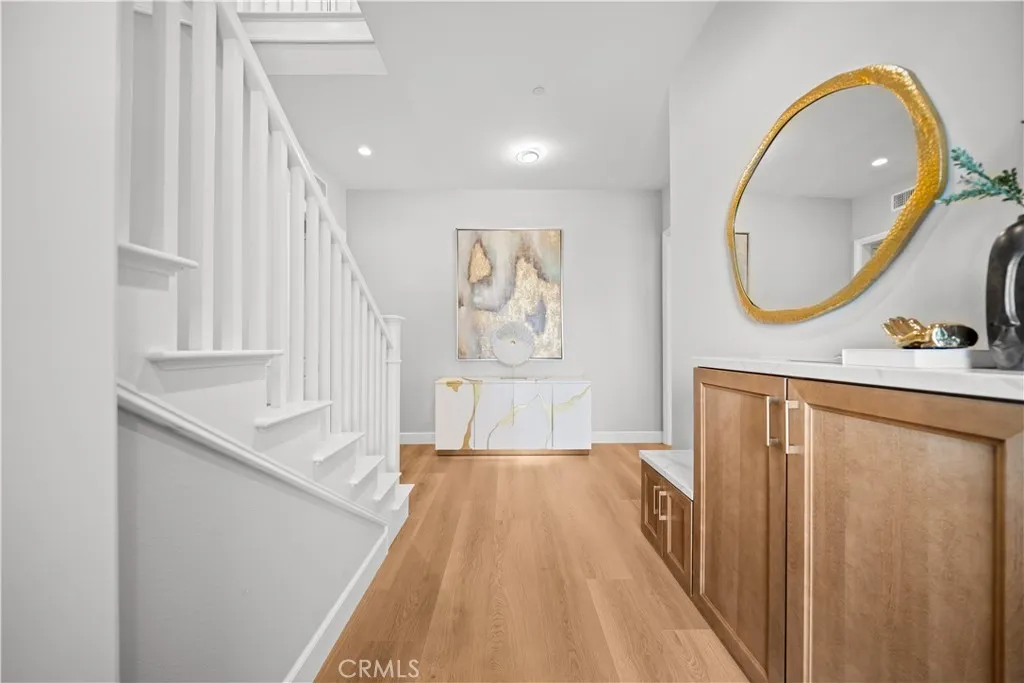 100 Henderson, Irvine, California 92620 home-pic-2