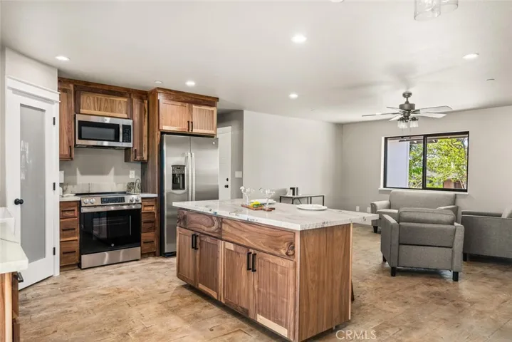 5676 Paradise Avenue, Paradise, California 95969