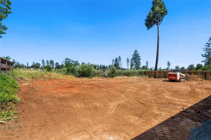 5676 Paradise Avenue, Paradise, California 95969