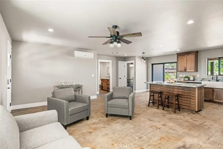 5676 Paradise Avenue, Paradise, California 95969
