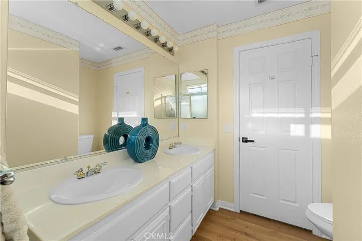 upstairs bathroom