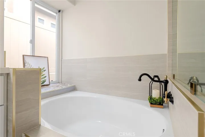 downstairs primary bathroom