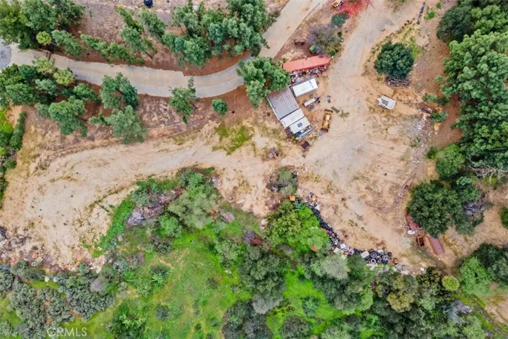 More buildable areas near the long driveway.