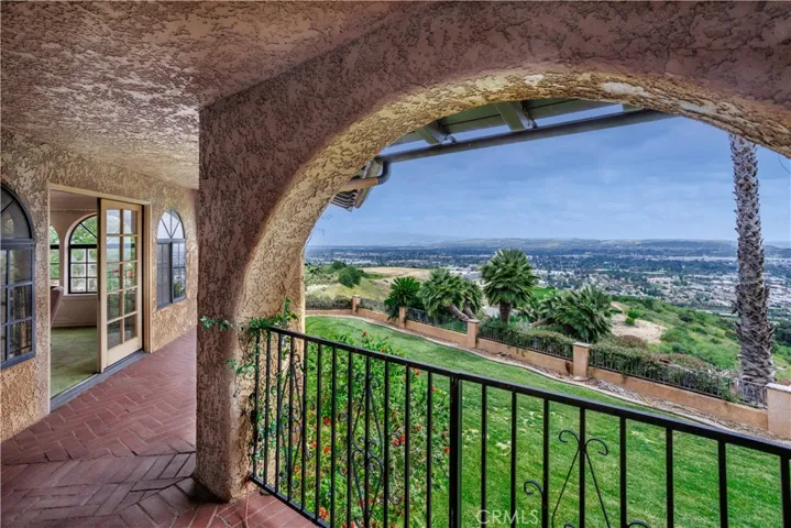 Bring your friends outside to show off this view!