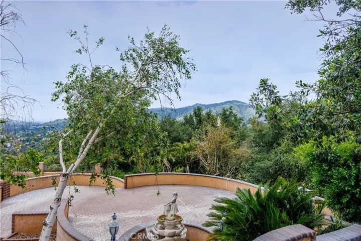 350 Roughrider Road, La Verne, California 91750