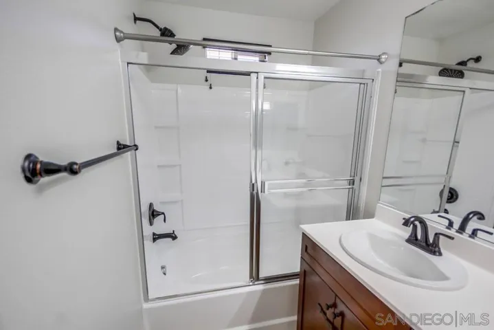 2001 Montilla St, Santee, California 92071