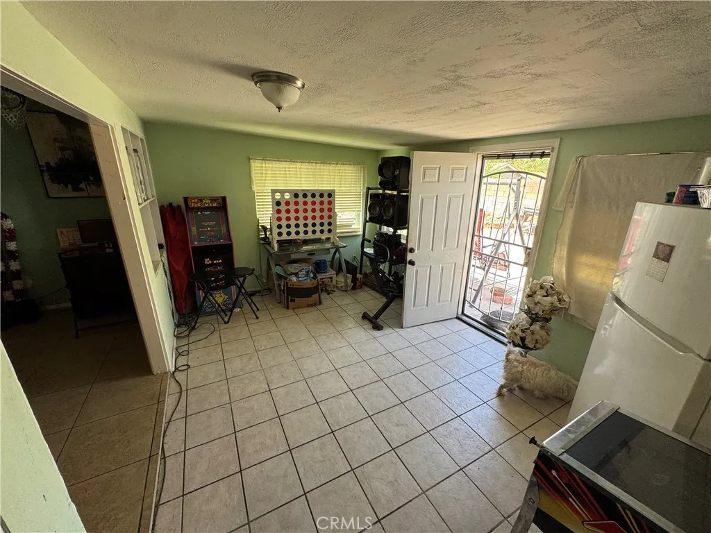 45529 Sancroft Avenue, Lancaster, California 93535 home-pic-27