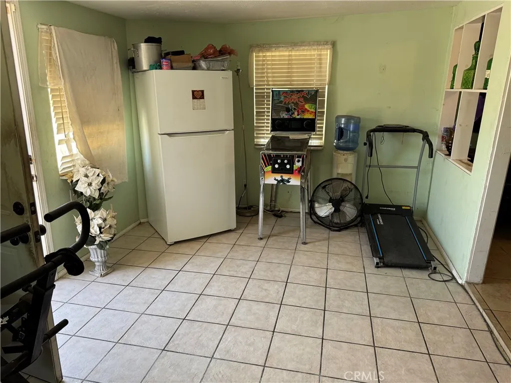 45529 Sancroft Avenue, Lancaster, California 93535 home-pic-28