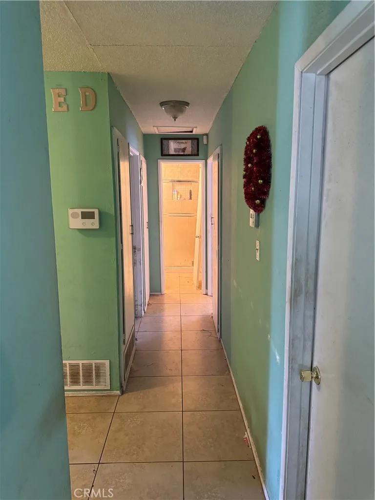 45529 Sancroft Avenue, Lancaster, California 93535 home-pic-18