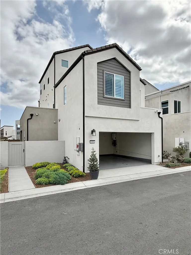 418 Treble, Irvine, California 92618 home-pic-41