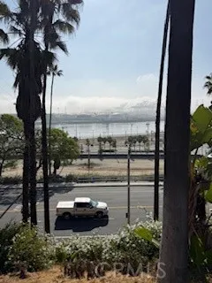 221 W 10th Street, San Pedro, California 90731 home-pic-2